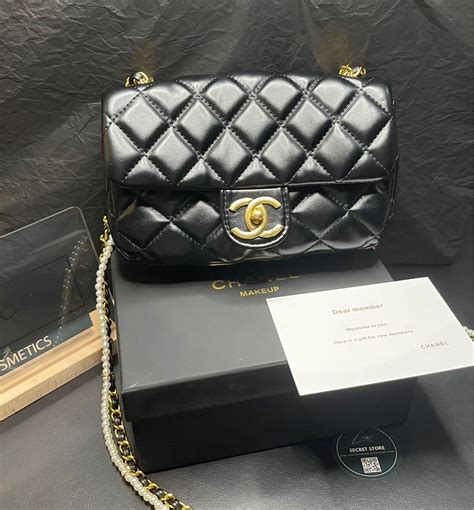 chanel makeup bag vip|chanel makeup bag free gift.